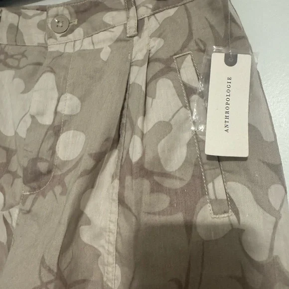 New Anthropologie Pants Frannie  High Rise Tapered Leg Printed Tan White Size 28 - Picture 4 of 4